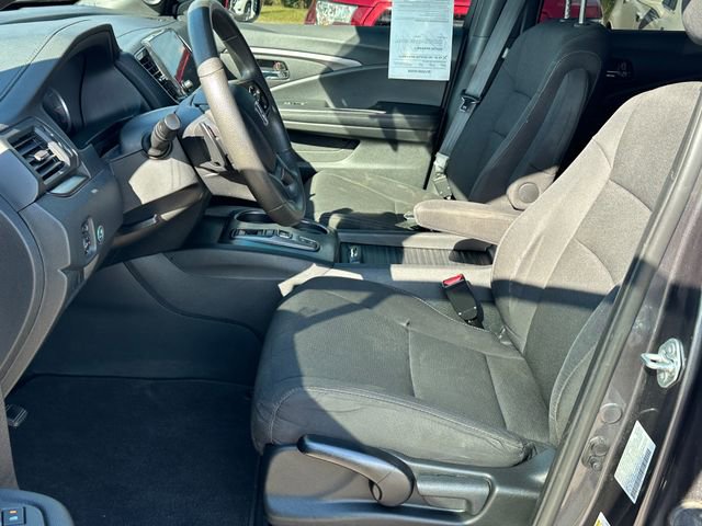 Used 2021 Honda Passport Sport image 16