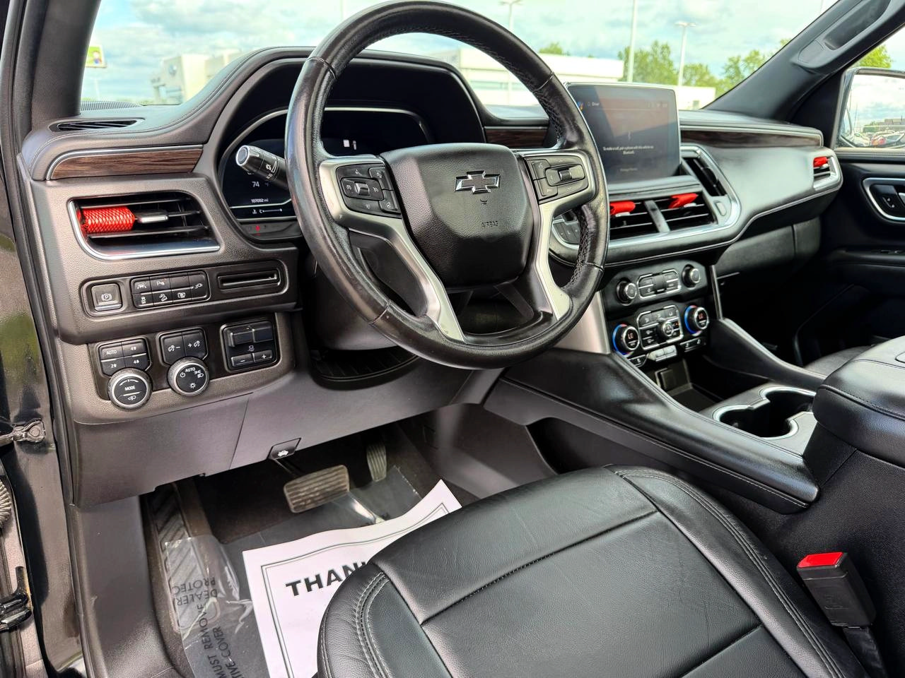 Used 2022 Chevrolet Tahoe Z71 w/ Z71 Off-Road Package AWD/4WD image 13