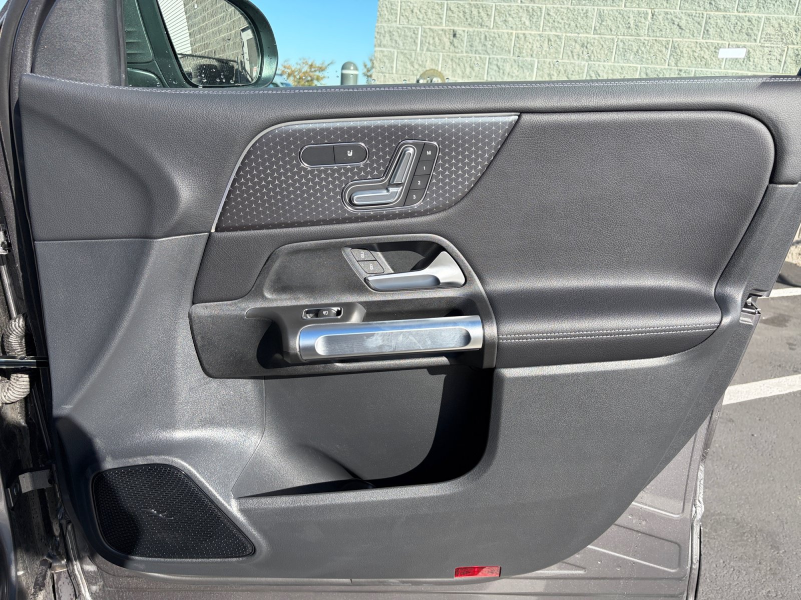 New 2026 Mercedes-Benz GLB 250 4MATIC image 16