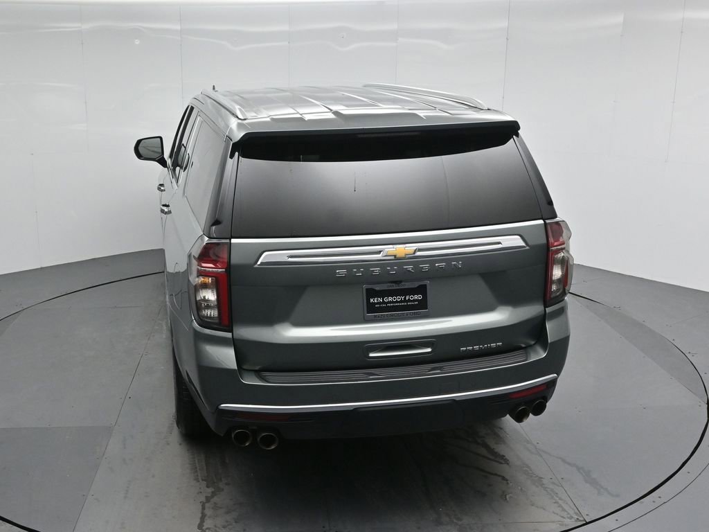 Used 2023 Chevrolet Suburban Premier image 42