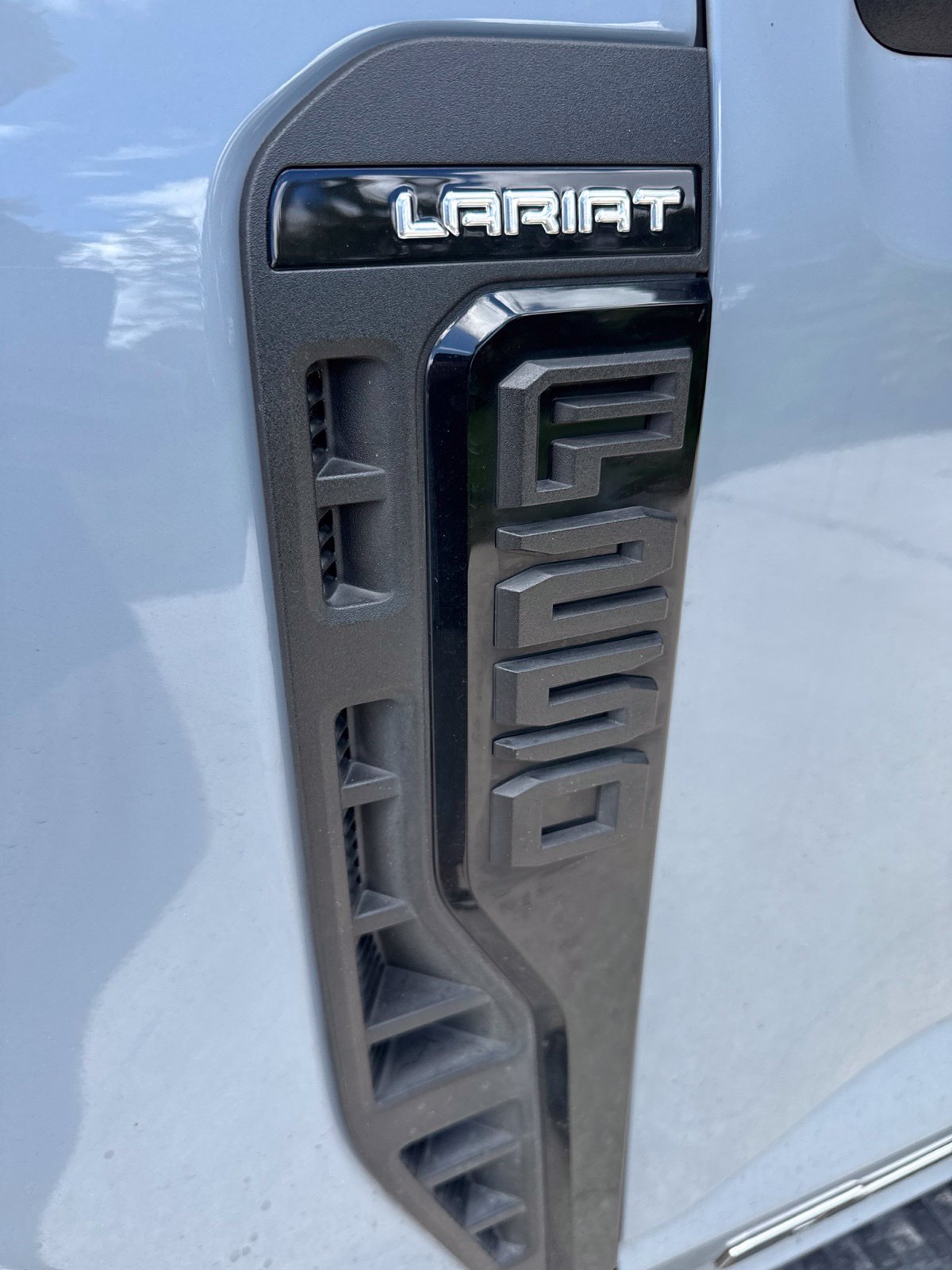 Used 2024 Ford F250 Lariat w/ Lariat Ultimate Package AWD/4WD image 14