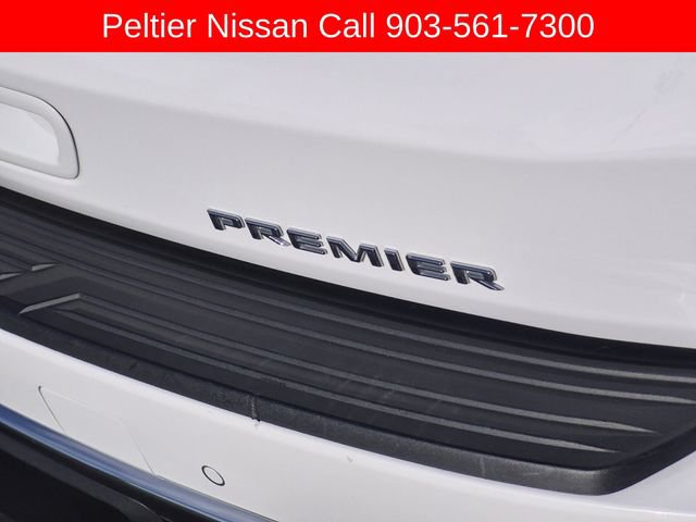 Used 2024 Chevrolet Suburban Premier RWD image 8