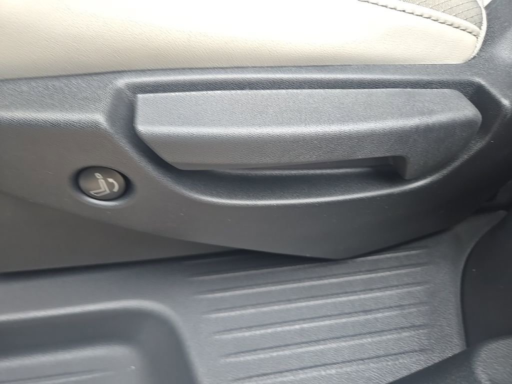 New 2026 Nissan Pathfinder SL image 40