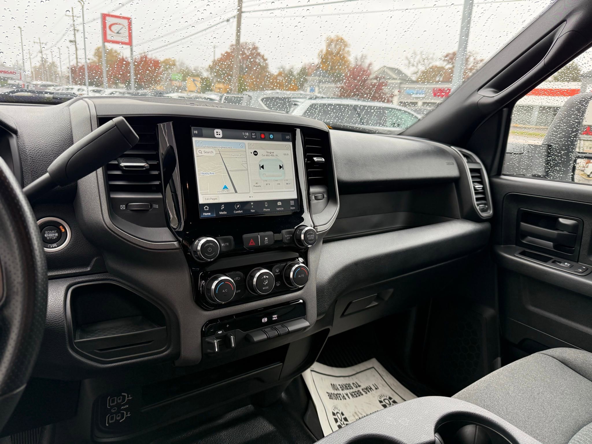 Used 2024 RAM 3500 Tradesman w/ Convenience Group image 37