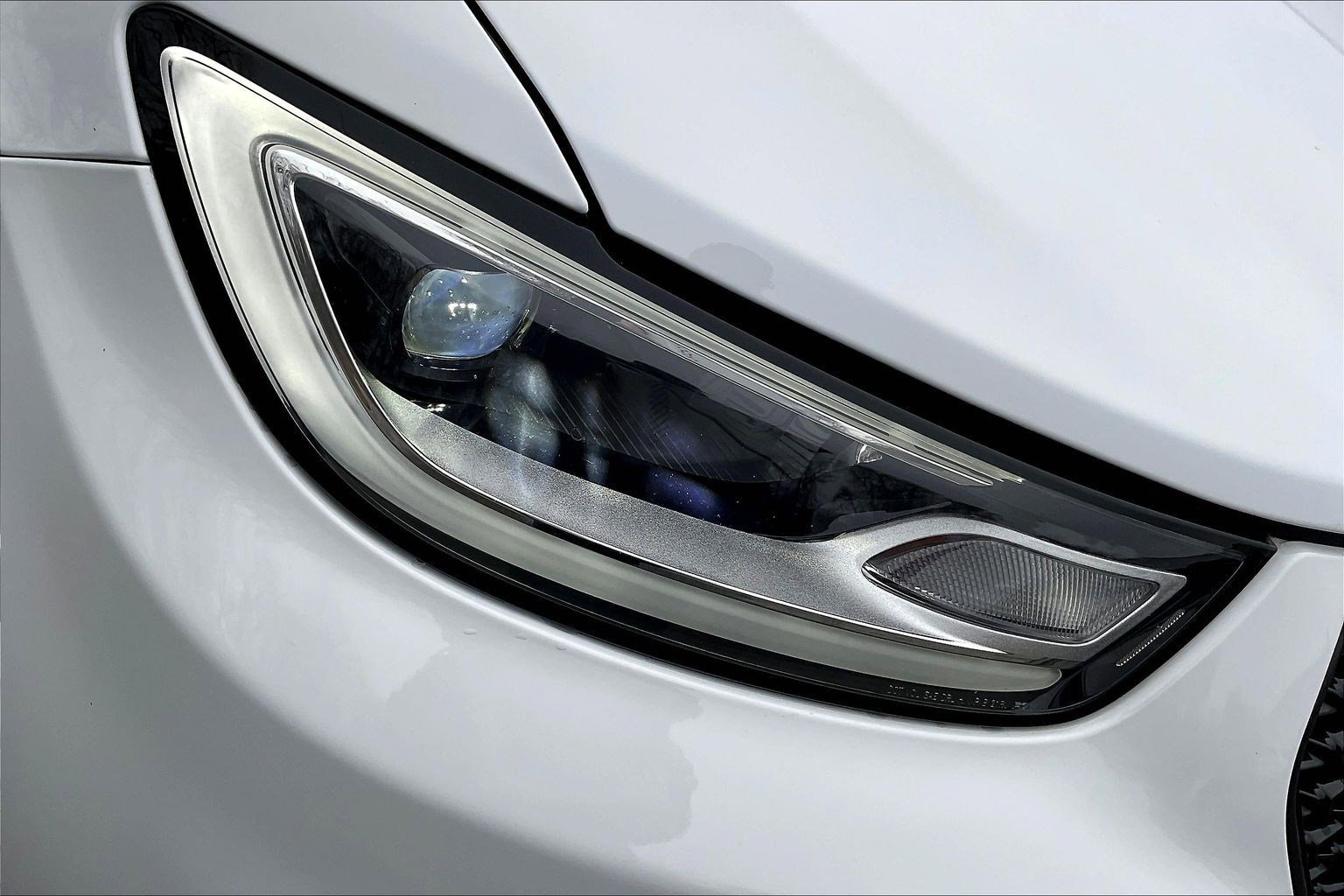 Used 2025 Chrysler Pacifica Limited w/ Trailer Tow Group FWD image 28