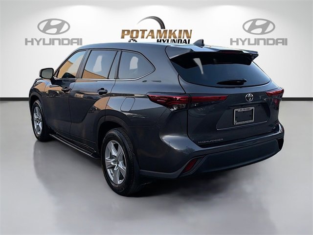 Used 2023 Toyota Highlander L image 7