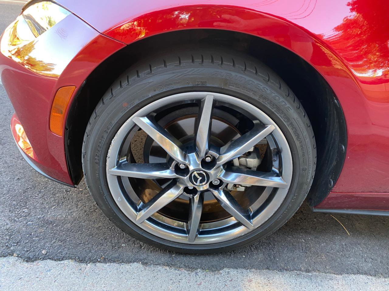 Used 2021 MAZDA MX-5 Miata RF Grand Touring RWD image 21