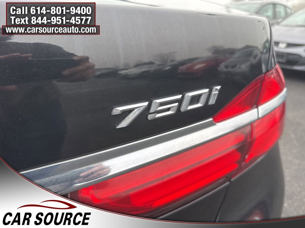 Used 2018 BMW 750i xDrive image 7