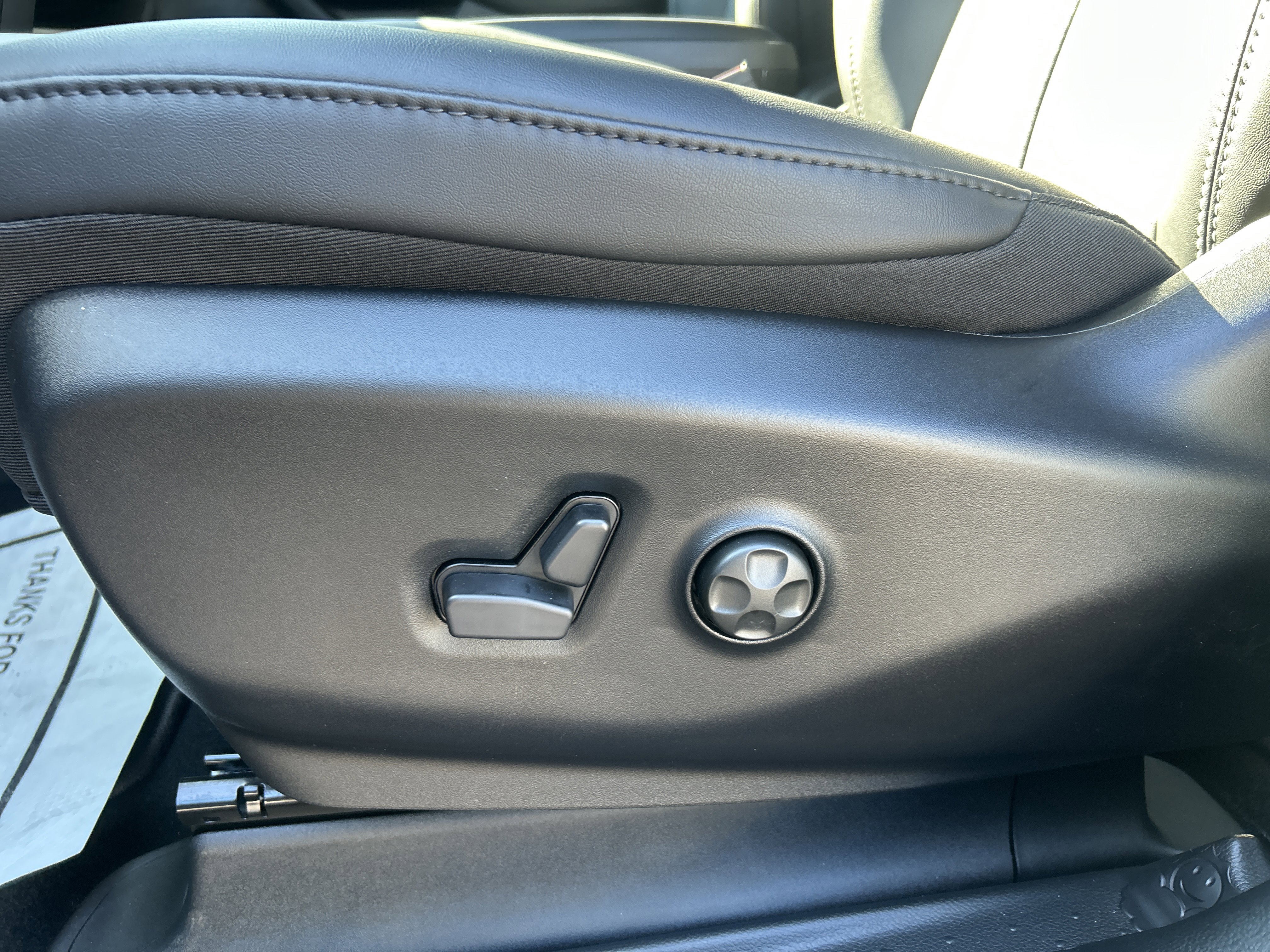 New 2026 Chrysler Pacifica Select image 37