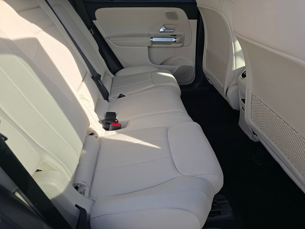 New 2026 Mercedes-Benz GLB 250 4MATIC image 20