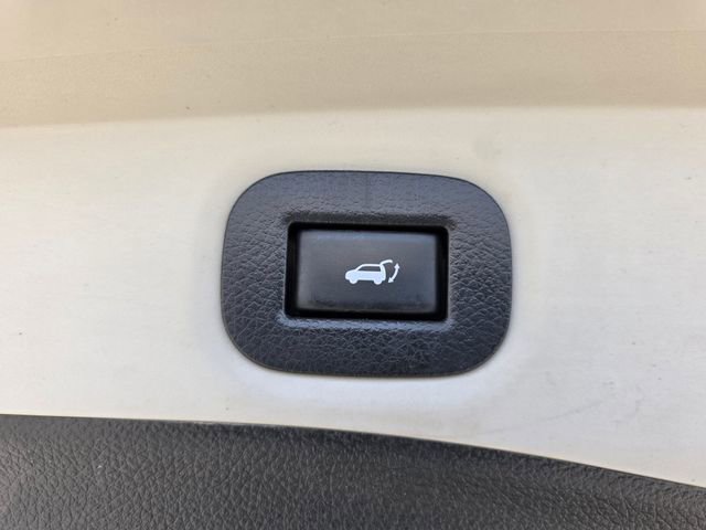 Used 2019 Nissan Rogue SV image 13