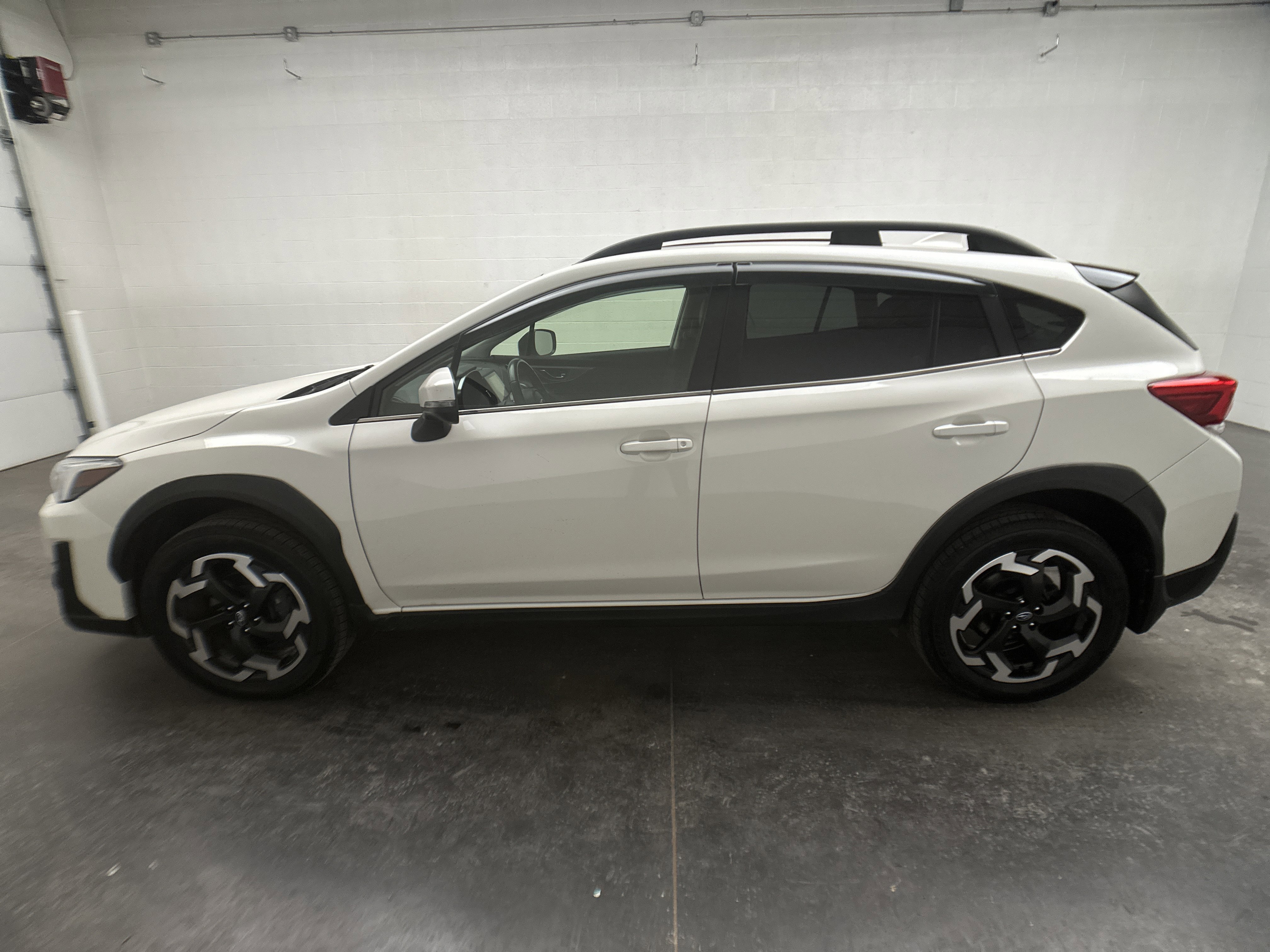 Used 2023 Subaru Crosstrek 2.5i Limited w/ Moonroof Package image 5