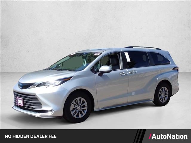 Used 2023 Toyota Sienna XLE w/ XLE Plus Package