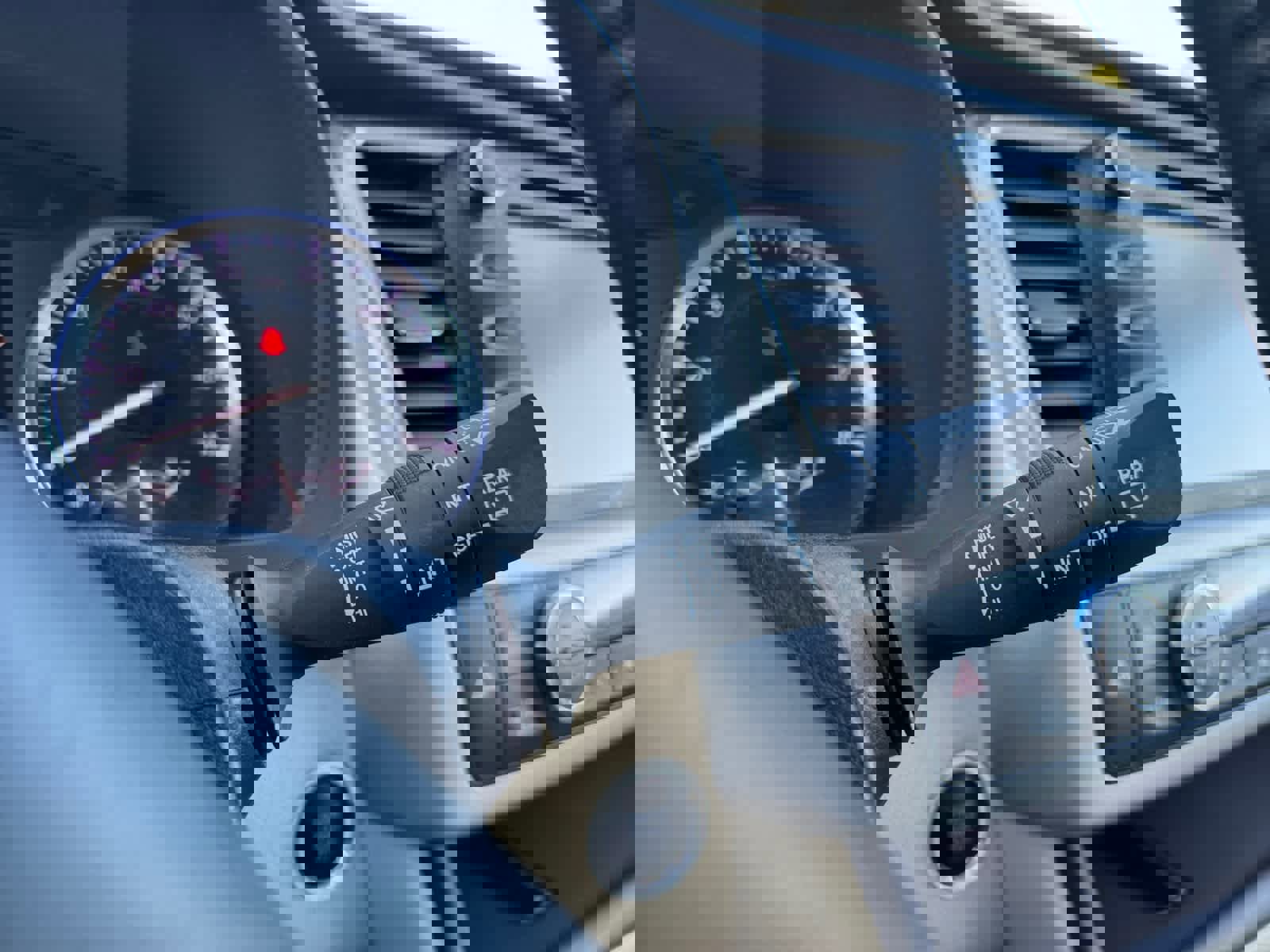 Used 2015 Toyota Highlander XLE AWD/4WD image 21