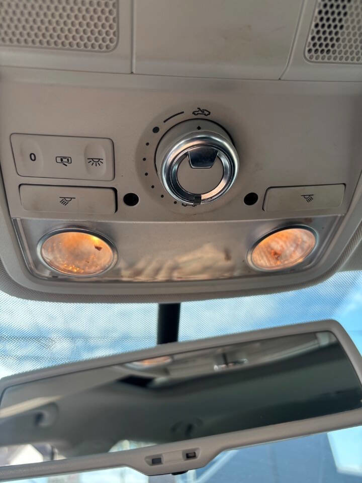 Used 2012 Volkswagen Passat 2.5 SE image 21