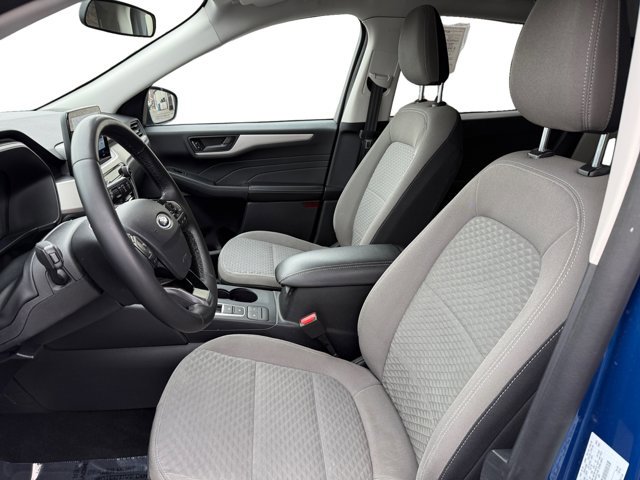 Used 2022 Ford Escape SE w/ Cold Weather Package image 10