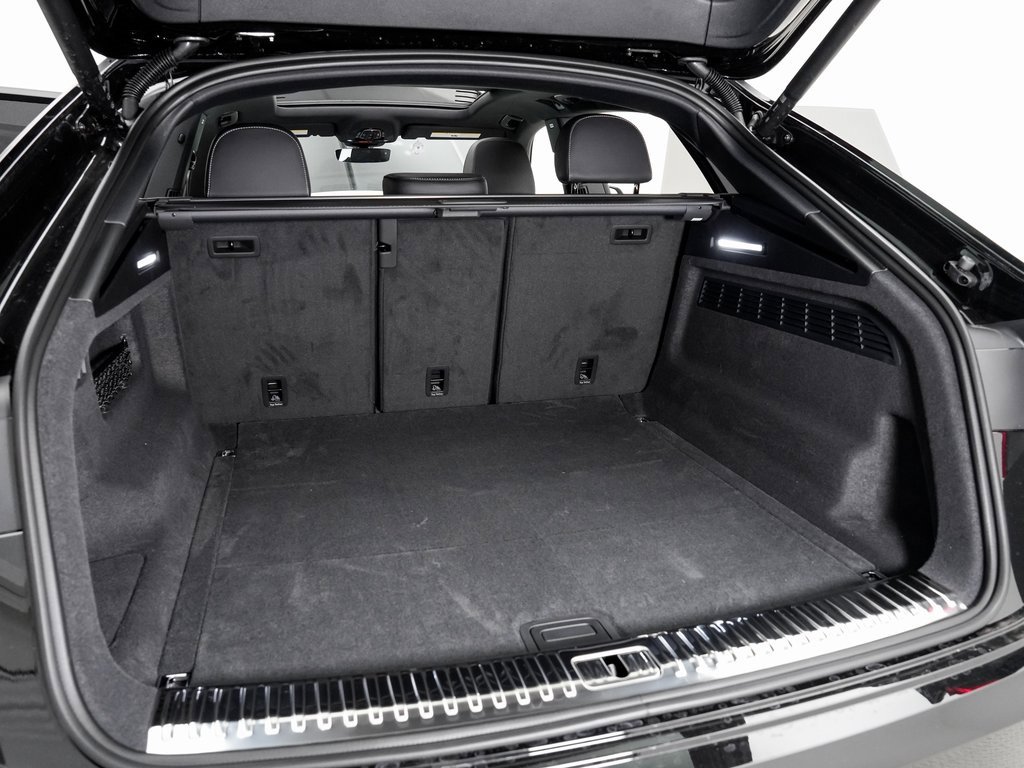 New 2025 Audi Q8 Prestige image 24