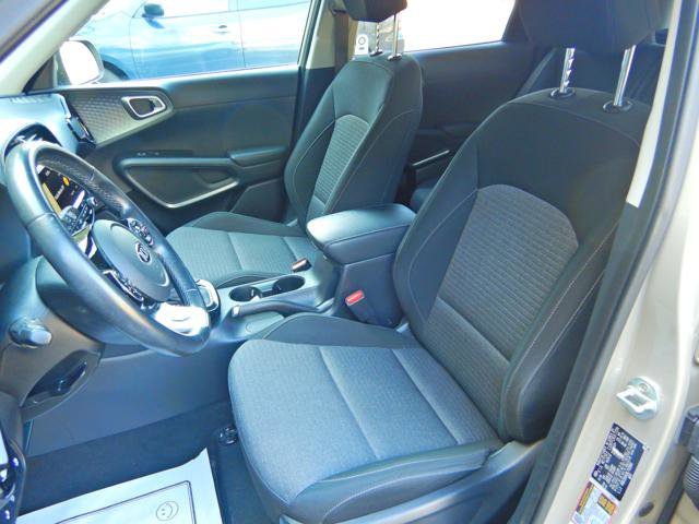 Used 2020 Kia Soul EX image 13