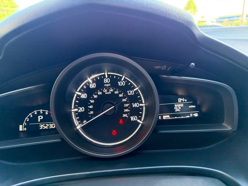 Used 2018 MAZDA MAZDA3 Touring FWD image 18