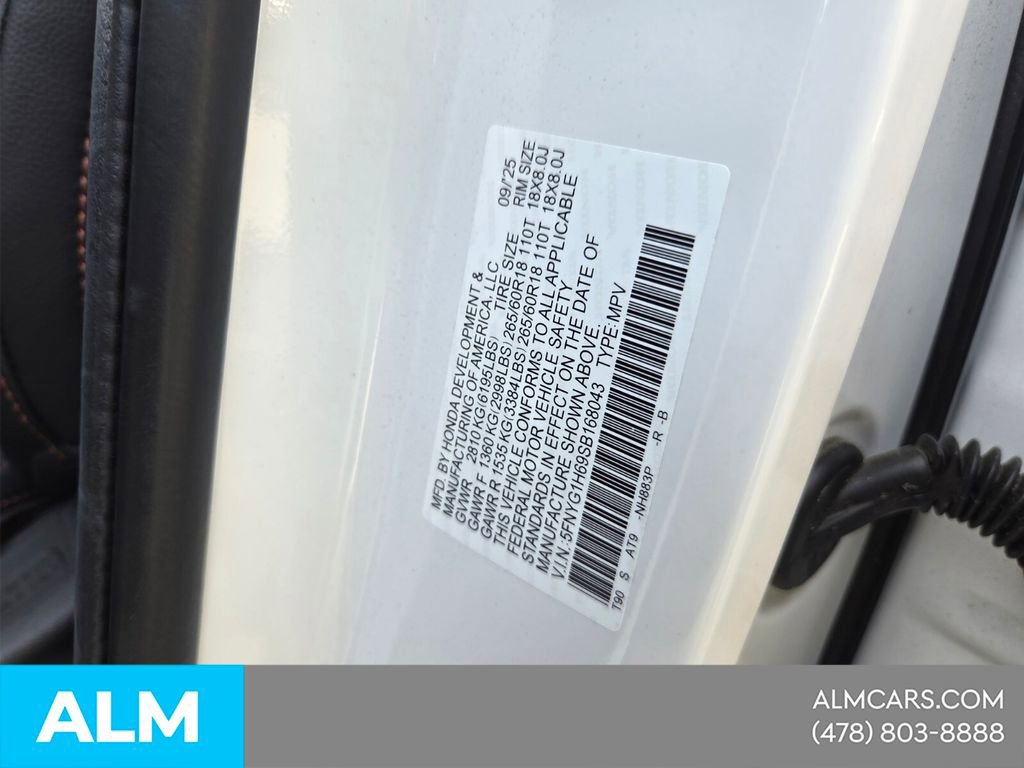 Used 2025 Honda Pilot TrailSport image 22
