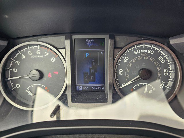 Used 2019 Toyota Tacoma TRD Off-Road AWD/4WD image 29