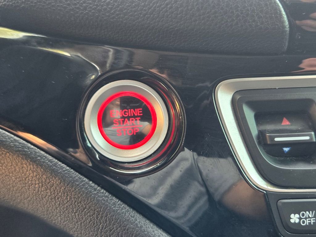Used 2018 Honda Pilot Elite image 18