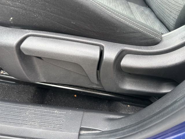 Used 2021 Nissan Rogue S image 19