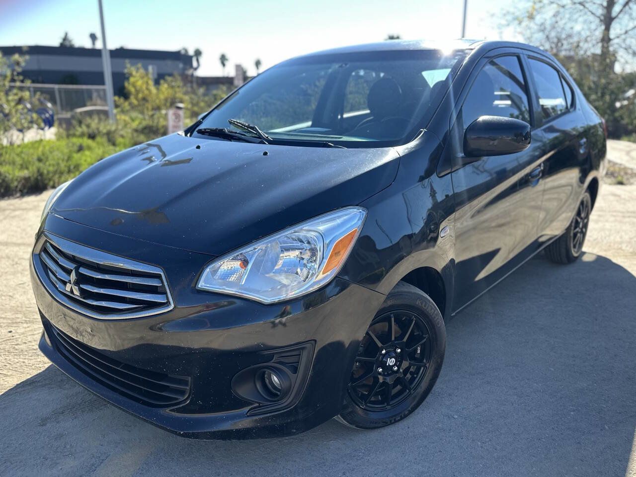 Used 2017 Mitsubishi Mirage G4 ES FWD image 1