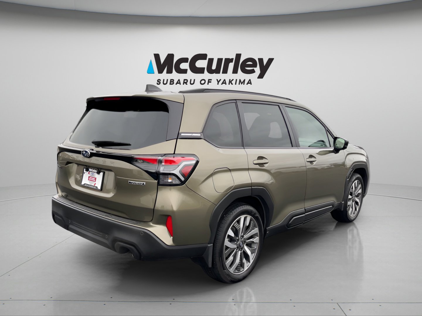 Used 2025 Subaru Forester Touring image 5