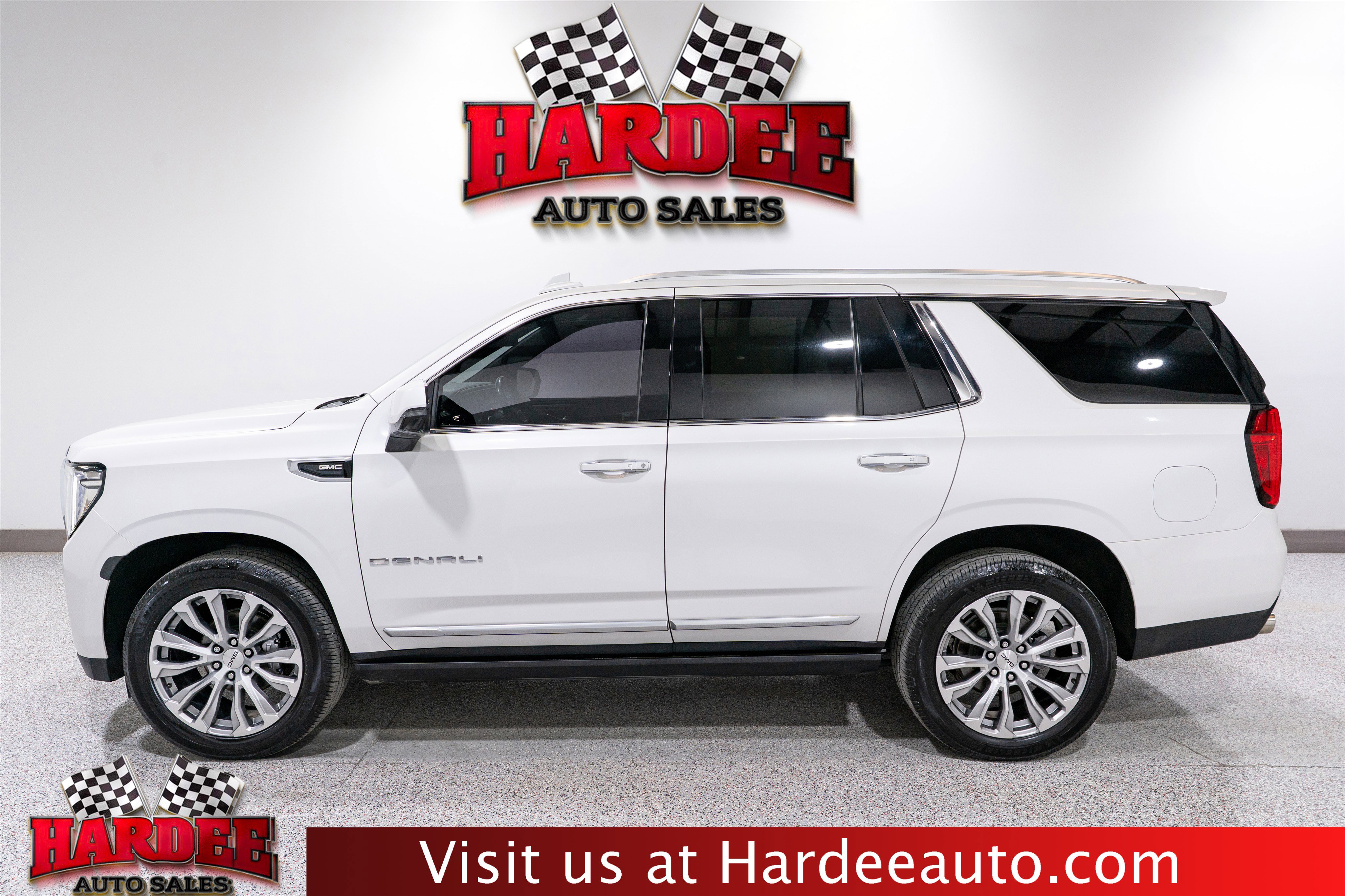 Used 2022 GMC Yukon Denali image 1