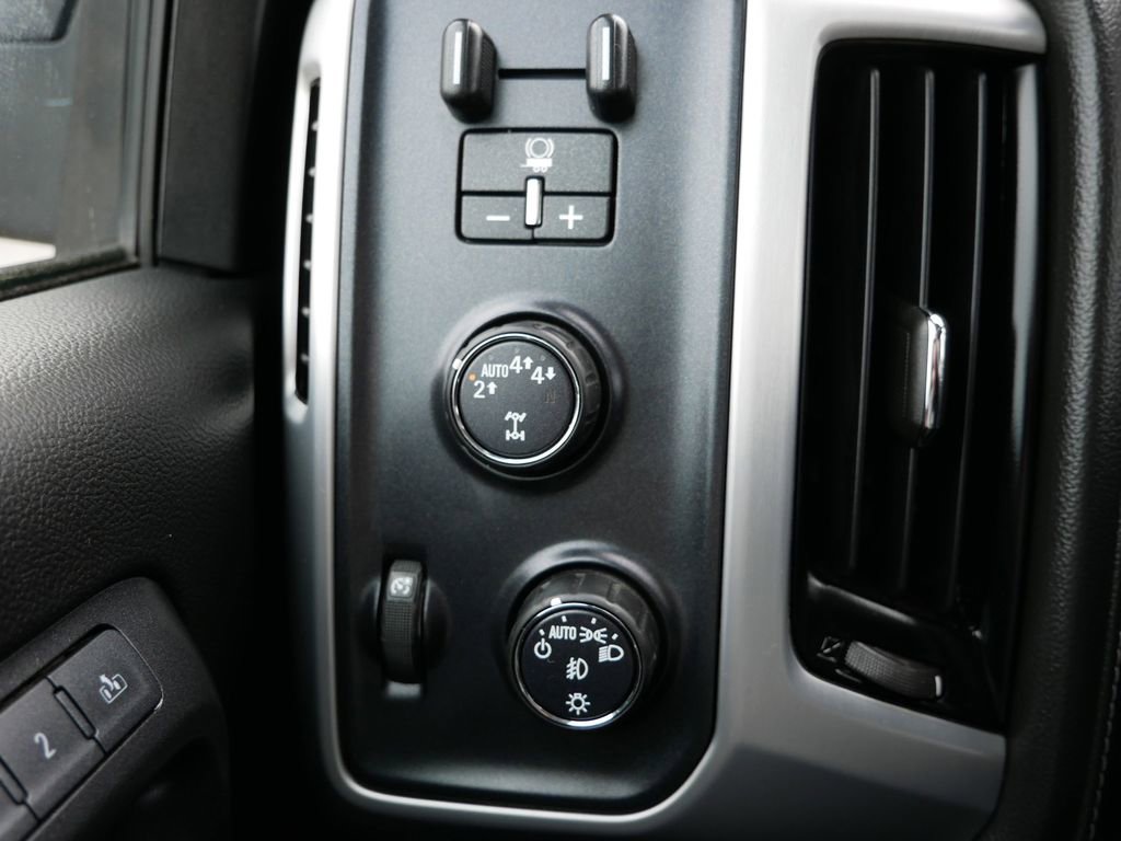 Used 2018 GMC Sierra 1500 SLT AWD/4WD image 29
