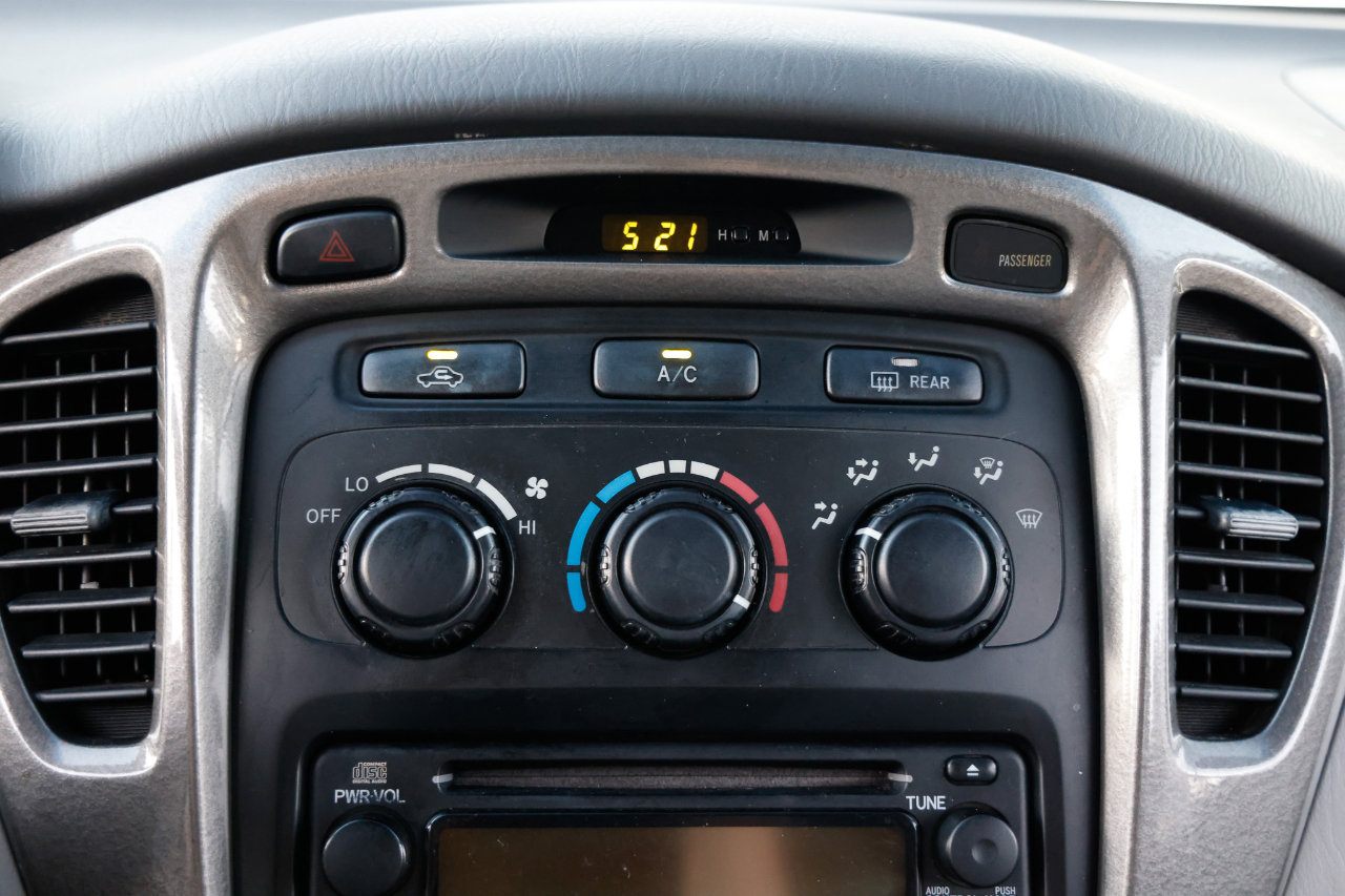 Used 2001 Toyota Highlander 4DR SUV image 29