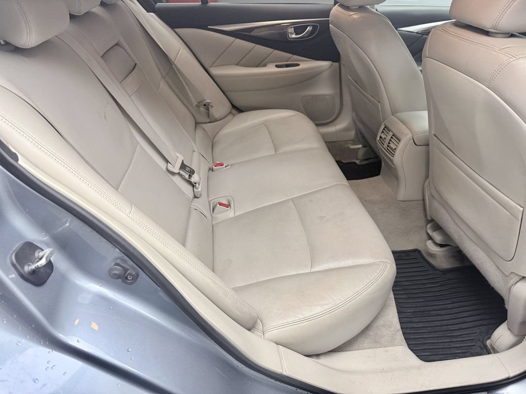 Used 2015 INFINITI Q50 Premium w/ Technology Package AWD/4WD image 14