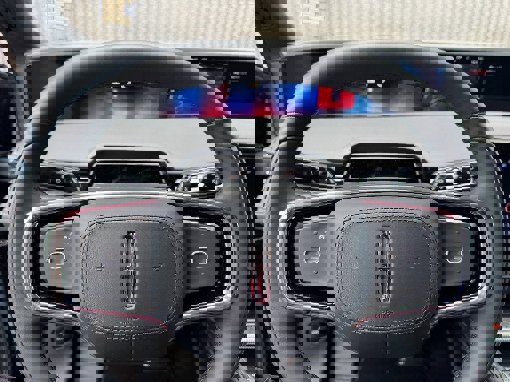 New 2025 Lincoln Nautilus Premier w/ Equipment Group 102A image 37