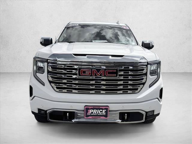 Used 2023 GMC Sierra 1500 Denali w/ Technology Package AWD/4WD image 2