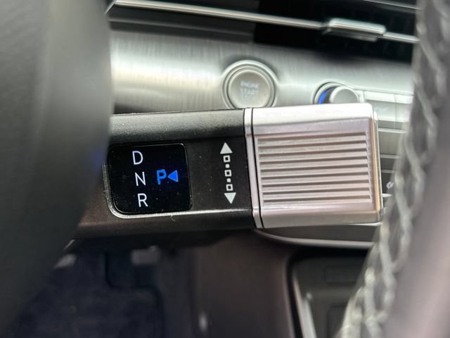 Used 2024 Hyundai Kona SEL w/ Convenience Package FWD image 15