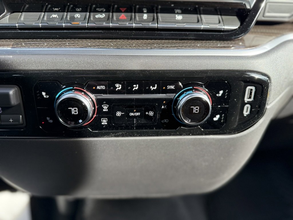 New 2026 GMC Sierra 1500 Elevation image 16