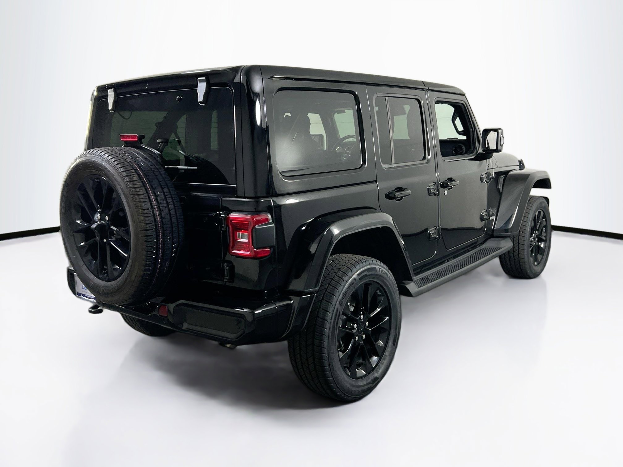 Used 2022 Jeep Wrangler Unlimited Sahara image 5