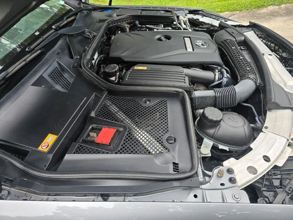 Used 2015 Mercedes-Benz C 300 Sedan image 40
