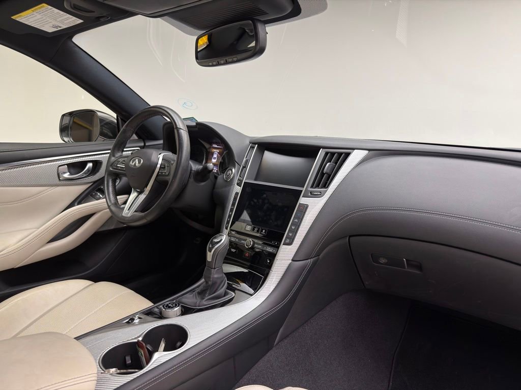 Used 2019 INFINITI Q60 Red Sport 400 w/ Proassist Package image 8