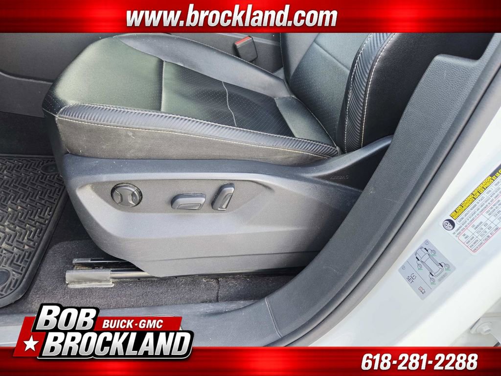 Used 2021 Volkswagen Atlas Cross Sport SE image 34