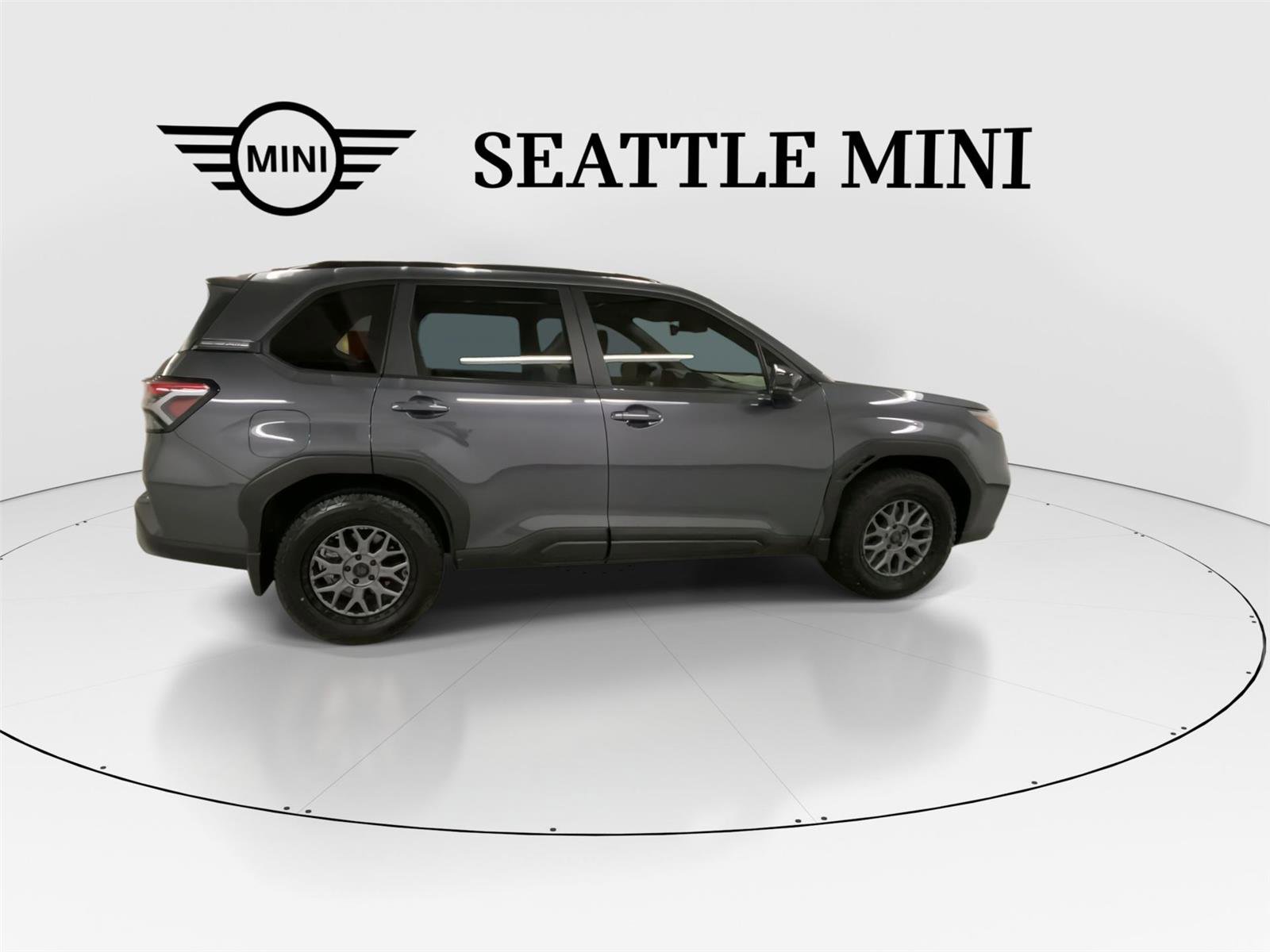 Used 2025 Subaru Forester Touring image 12