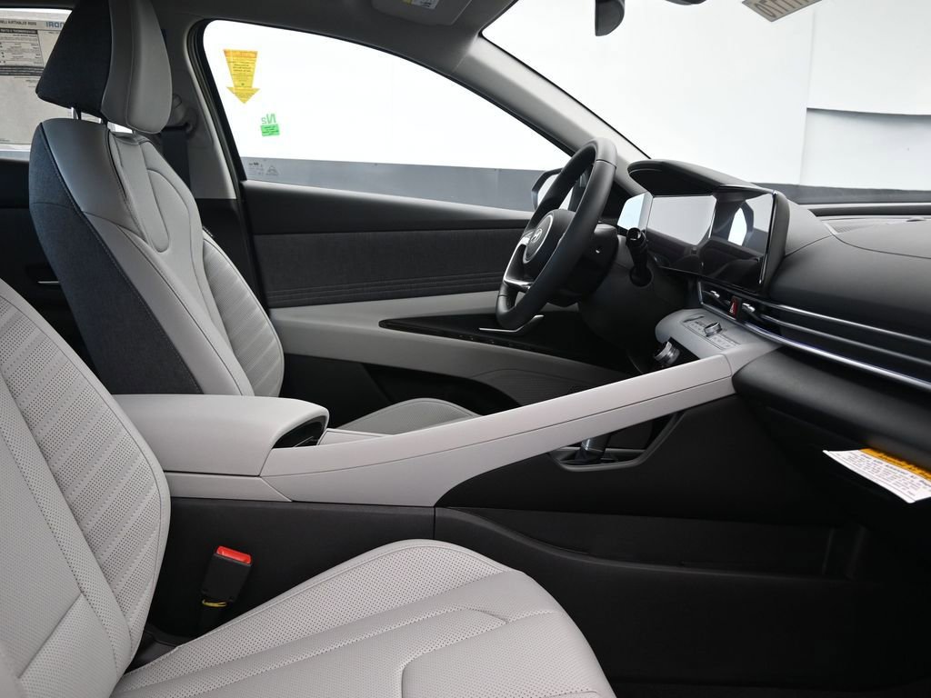New 2026 Hyundai Elantra Limited image 10