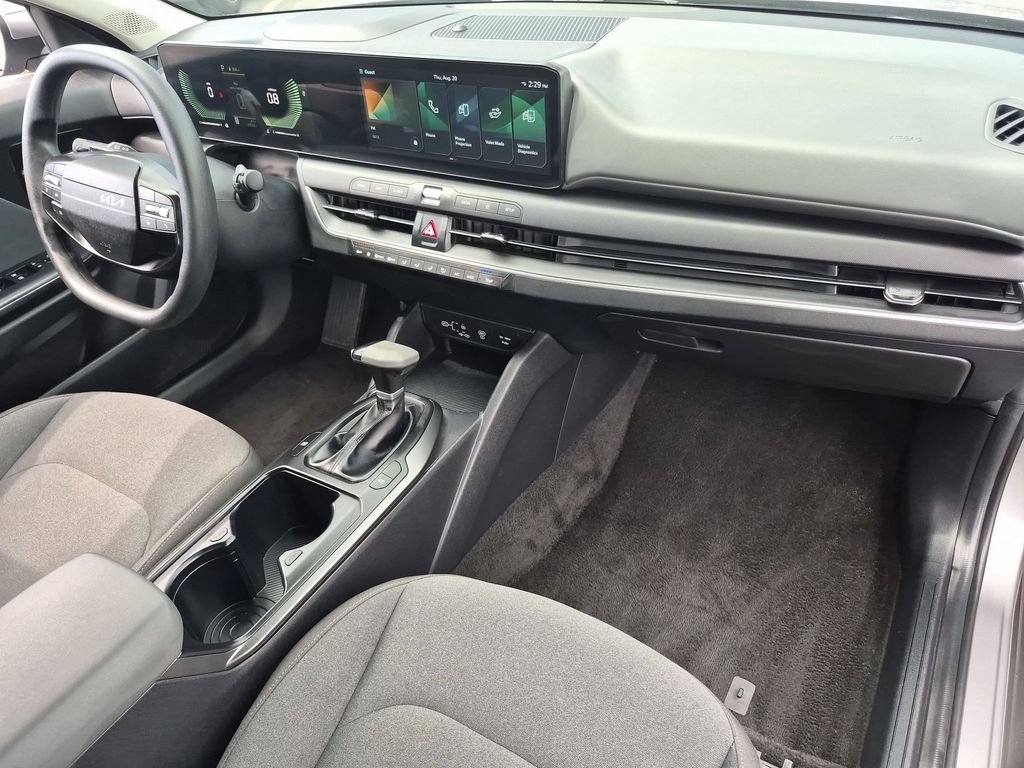 Used 2025 Kia K4 FWD image 32