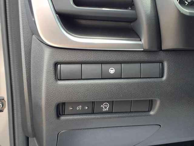 Certified 2023 Nissan Rogue SV AWD/4WD image 20
