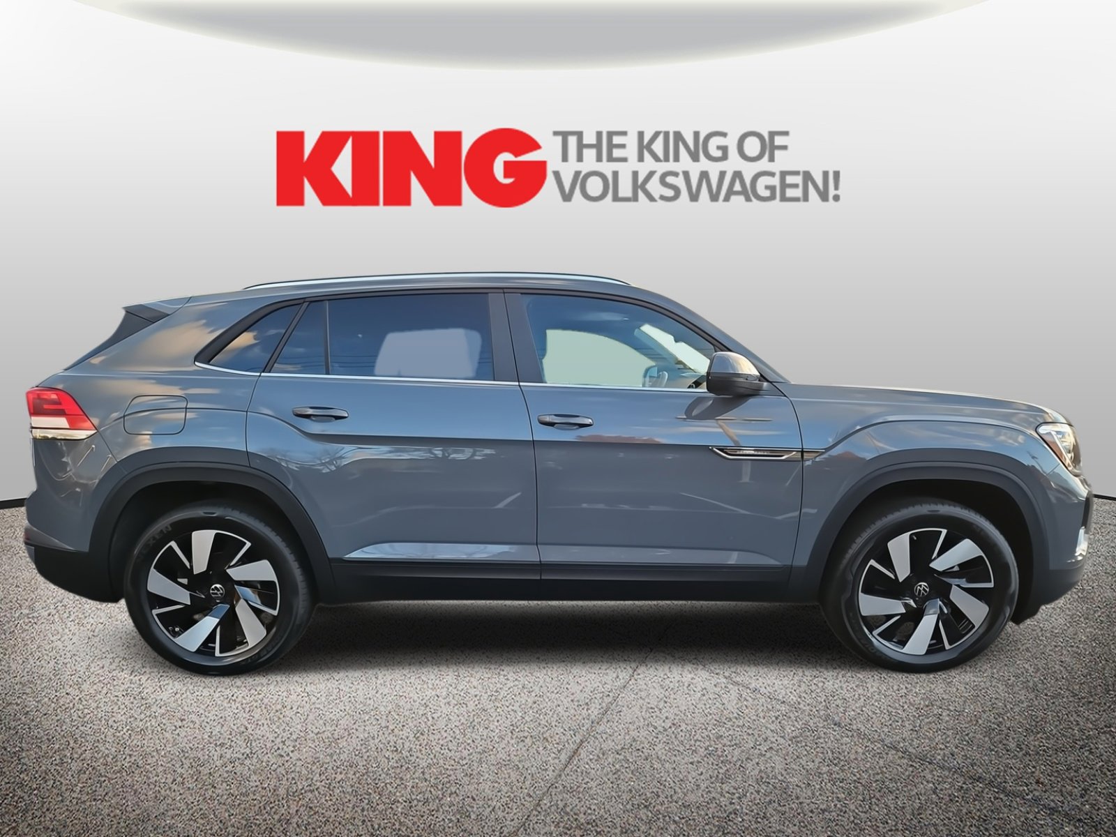 New 2026 Volkswagen Atlas Cross Sport SE image 2