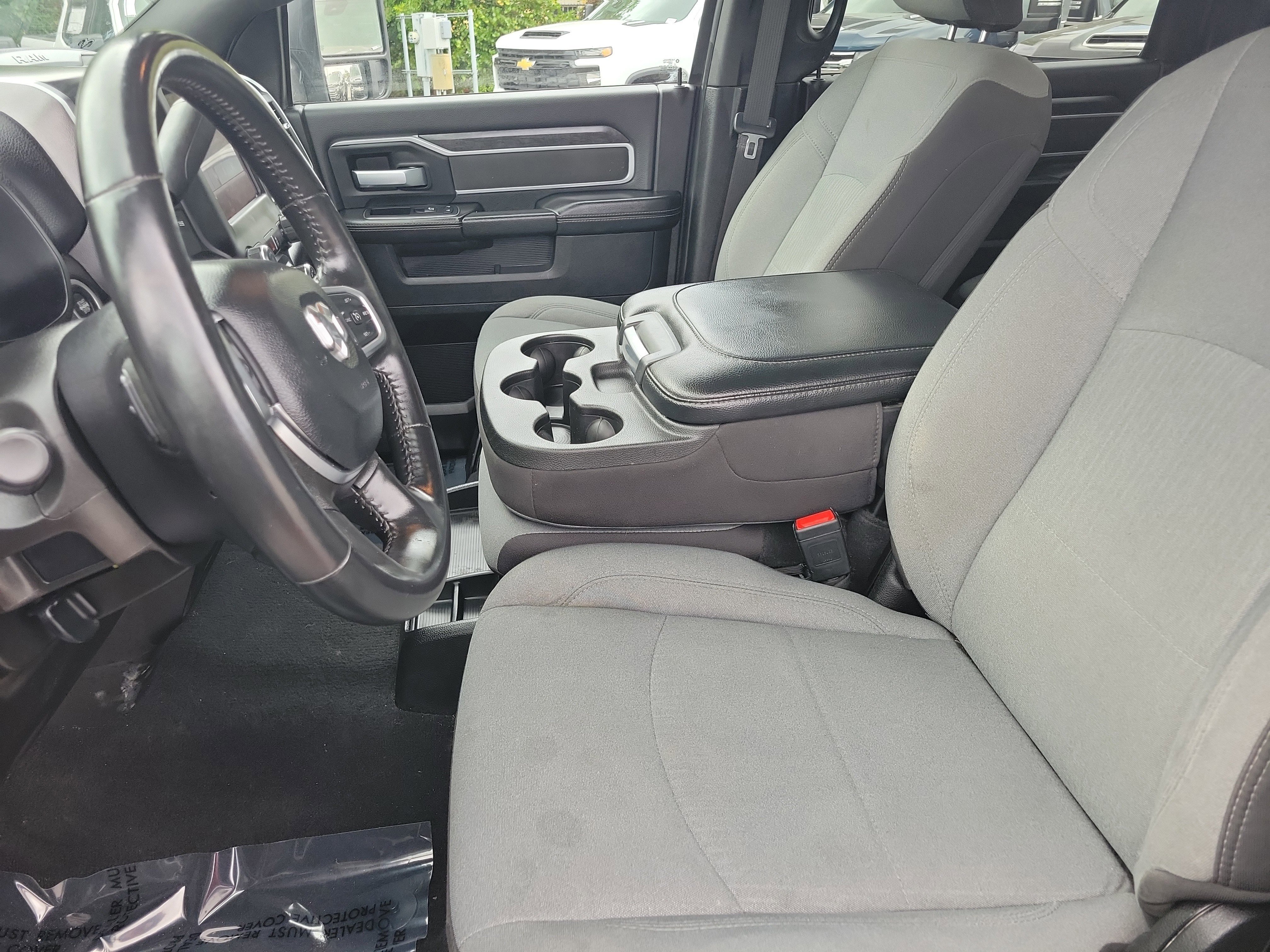 Used 2024 RAM 2500 Big Horn image 31