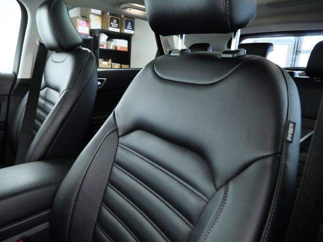 Certified 2023 Ford Edge SEL w/ Convenience Package AWD/4WD image 18