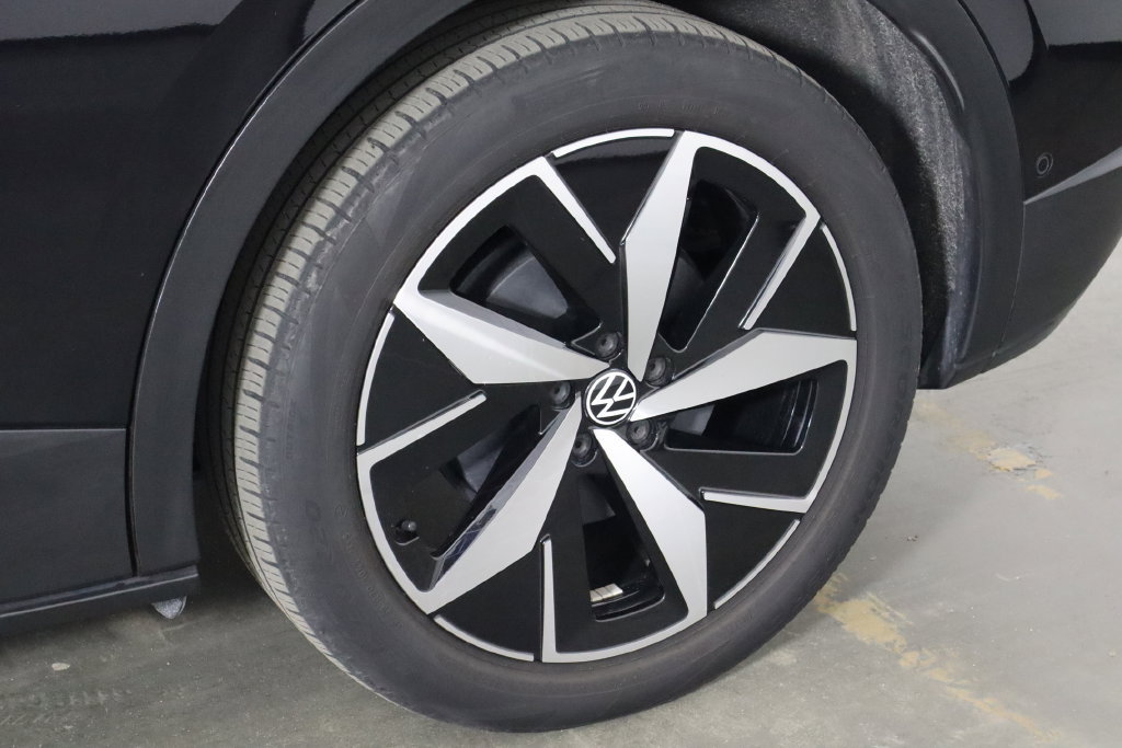 Used 2023 Volkswagen ID.4 Pro S RWD image 37