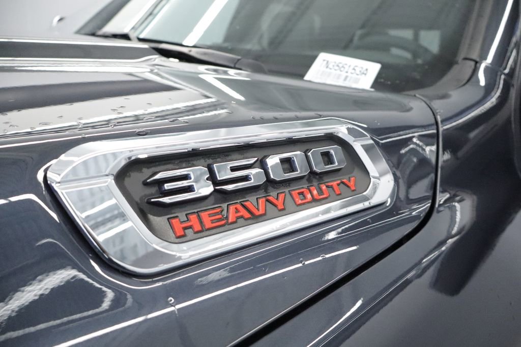 Used 2025 RAM 3500 Laramie AWD/4WD image 14